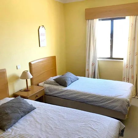 One Bedroom With Sea View And Furnished Terrace At Carvoeiro Apartmán